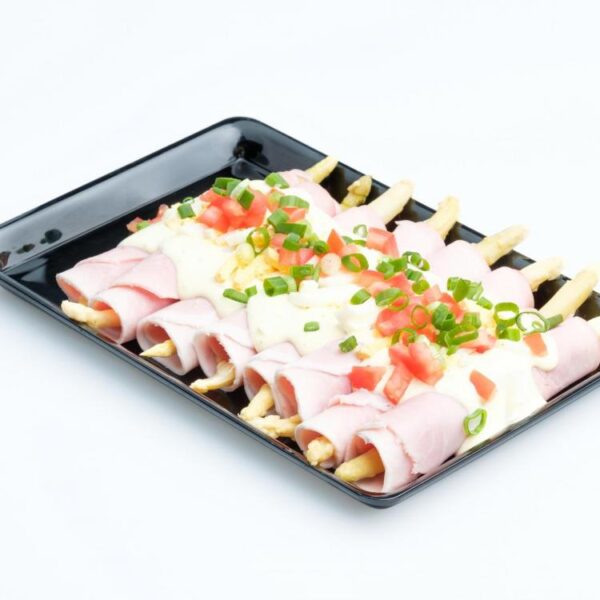 Hamrolletjes met asperges